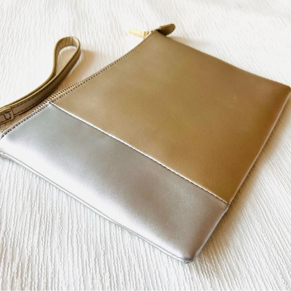 Danier Gold and Silver leather Clutch - Picture 4 of 4